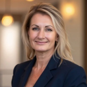 Monique Larmer